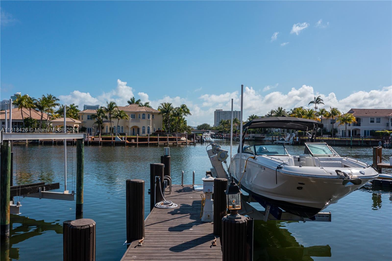 Exclusive single family